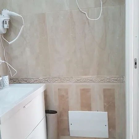 דירה La Casa Di Silvana E Sofia קאסרטה
